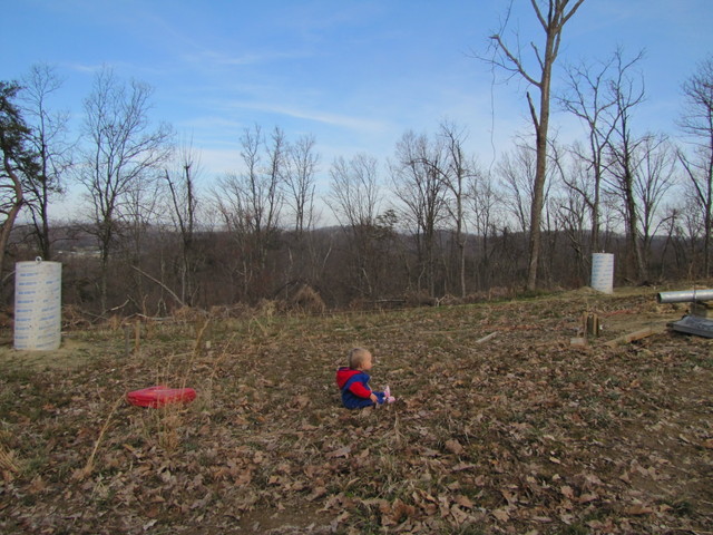 Panning to the left.  Brianna was quite content to sit in the grass, watch, and play with leaves