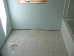 Closer view of tile in tub area